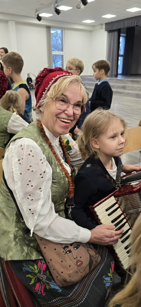 591737164_1449538123721712_431065745424985193_n