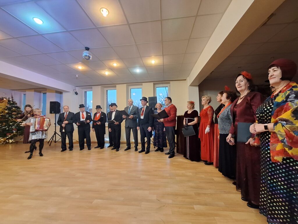 605699567_10233445710066505_2373335261116219234_n